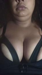 Safirahot69 webcam model stream image