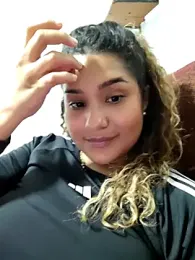 BrendaGirs webcam model stream image