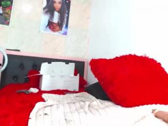 k_stormi_ webcam model stream image