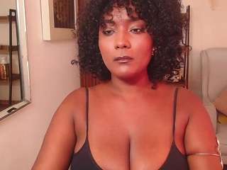 coral-lise webcam model stream image