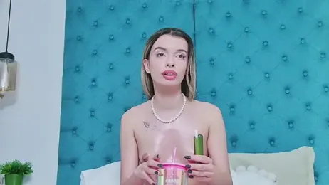 LollyShine webcam model stream image