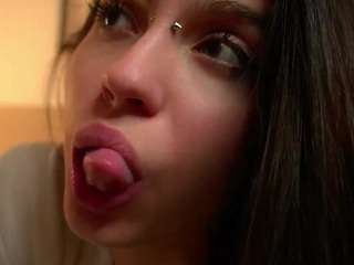 leilagladish webcam model stream image