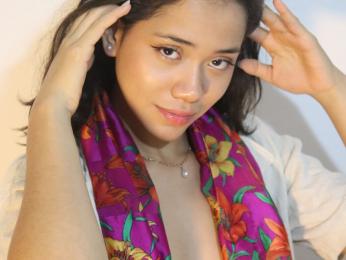 LizzyRengoku webcam model stream image