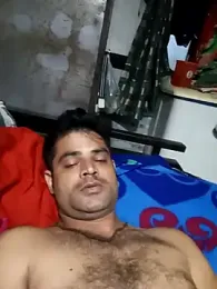 Priynkarani webcam model stream image