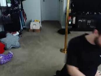 yellowpony121212 webcam model stream image