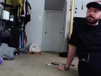 yellowpony121212 webcam model stream image