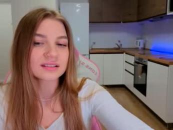 enjoyeverymoment_ webcam model stream image