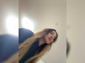 alizii webcam model stream image