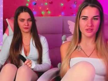 hotty_girls_here webcam model stream image