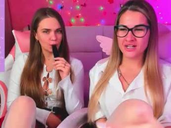 hotty_girls_here webcam model stream image