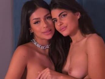 amyra_moon webcam model stream image