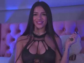 amyra_moon webcam model stream image