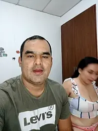 Angeelus2 webcam stripchat model stream image