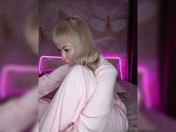 Love-blondi webcam bongacams model stream image