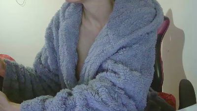 Vampirosa webcam model stream image