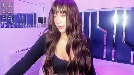 ZharaLux webcam model stream image