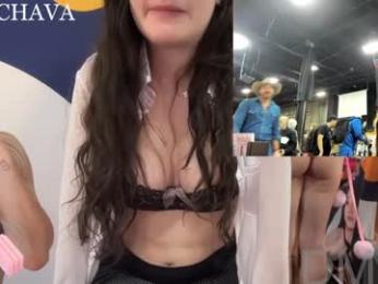 frenchava webcam model stream image