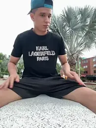 outdoors11 webcam model stream image