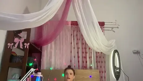 ScarletBottom webcam model stream image