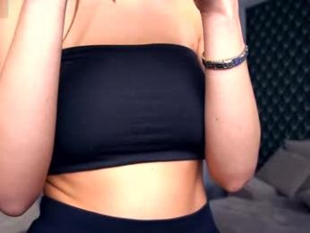 felissiany webcam model stream image