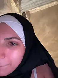 GumusGuray webcam model stream image