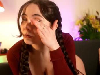 littlee33 webcam model stream image