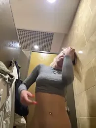 LikaCat webcam model stream image