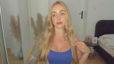 Coralie_Classy webcam model stream image