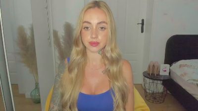 Coralie_Classy webcam model stream image
