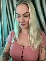 NastyMilf_ webcam model stream image