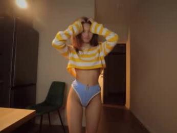 kissmesloww webcam model stream image