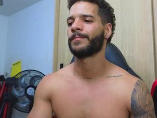 Ethan G webcam model stream image