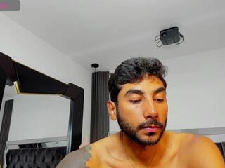 Marc Thompson webcam model stream image