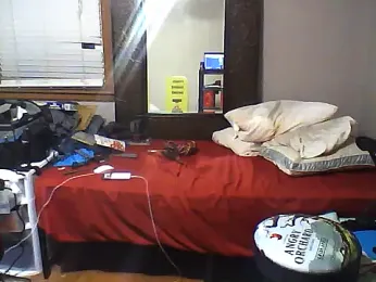 SmokingSloth webcam model stream image