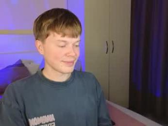 cameron_crowly webcam model stream image