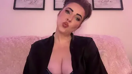 MuckyMILF webcam model stream image