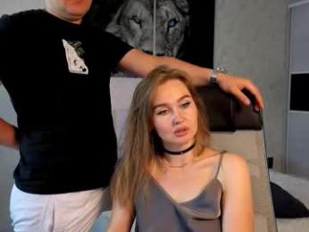 double_seasoning webcam model stream image