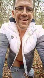 dave_naked webcam model stream image