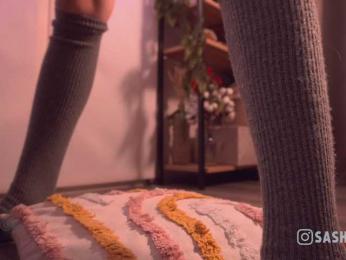 SashiMia webcam model stream image