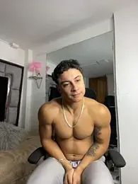 MR_MUSCLE webcam model stream image
