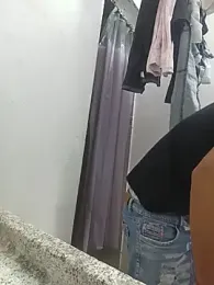 curious_straight_guy webcam stripchat model stream image