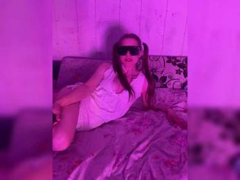 YourShlut webcam model stream image