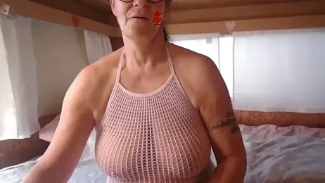 Sylly webcam model stream image