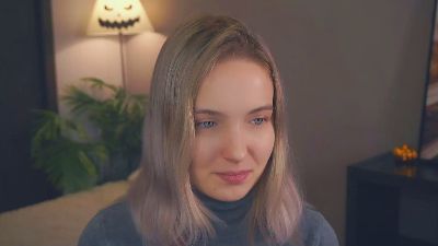 MitzieParonto webcam model stream image