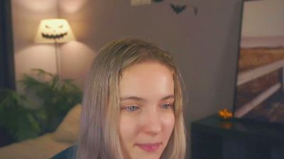 MitzieParonto webcam model stream image