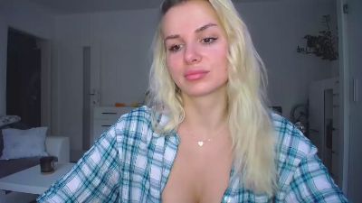CorneliaBeauty webcam model stream image