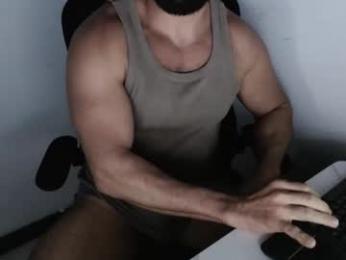 beard_top_guy webcam model stream image