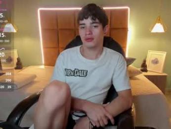 alejootwink webcam model stream image