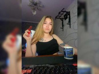 GoddessLerachka webcam model stream image