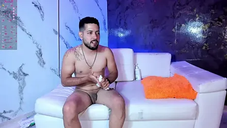 Soffy_pink webcam model stream image